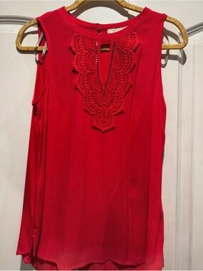 Pale Sky Quin Raspberry Pink Crochet Keyhole Blouse Small